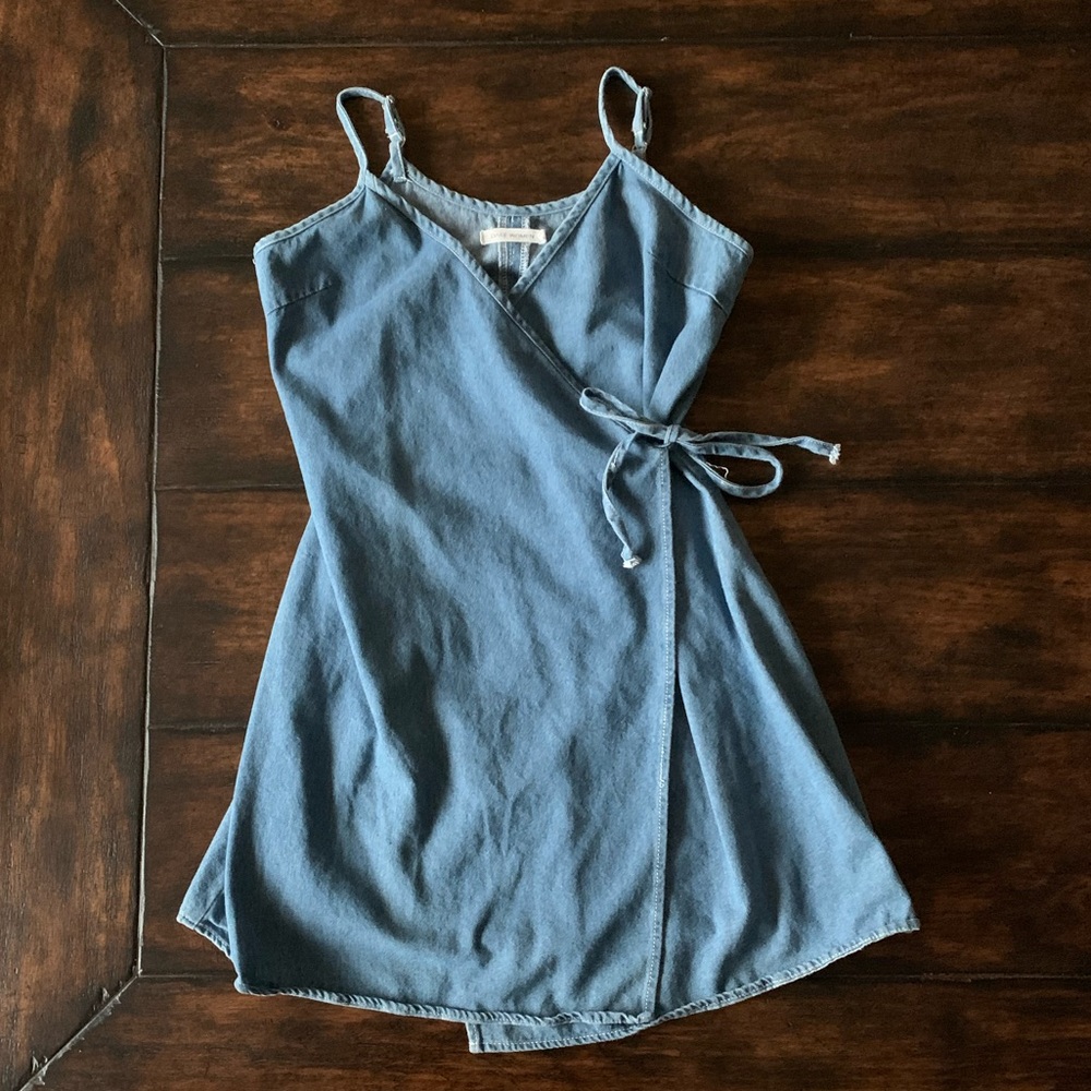Denim side-tie dress